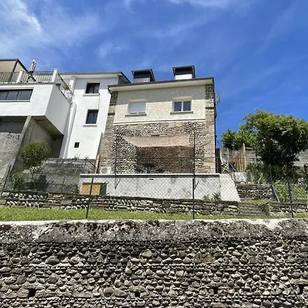 Nyaraló L'embarry *