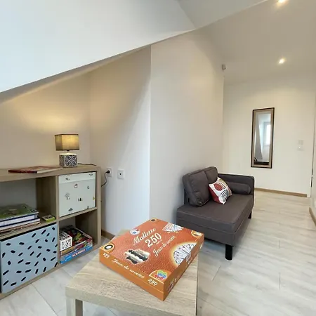 Nyaraló L'embarry *